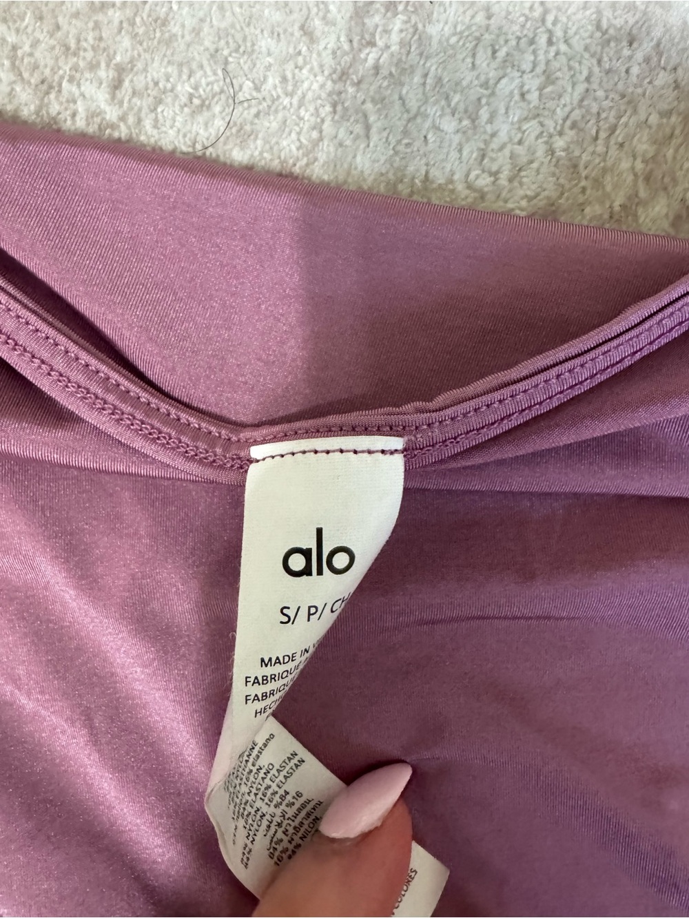 Alo yoga standout cowl tank size small - Picture 3 of 4